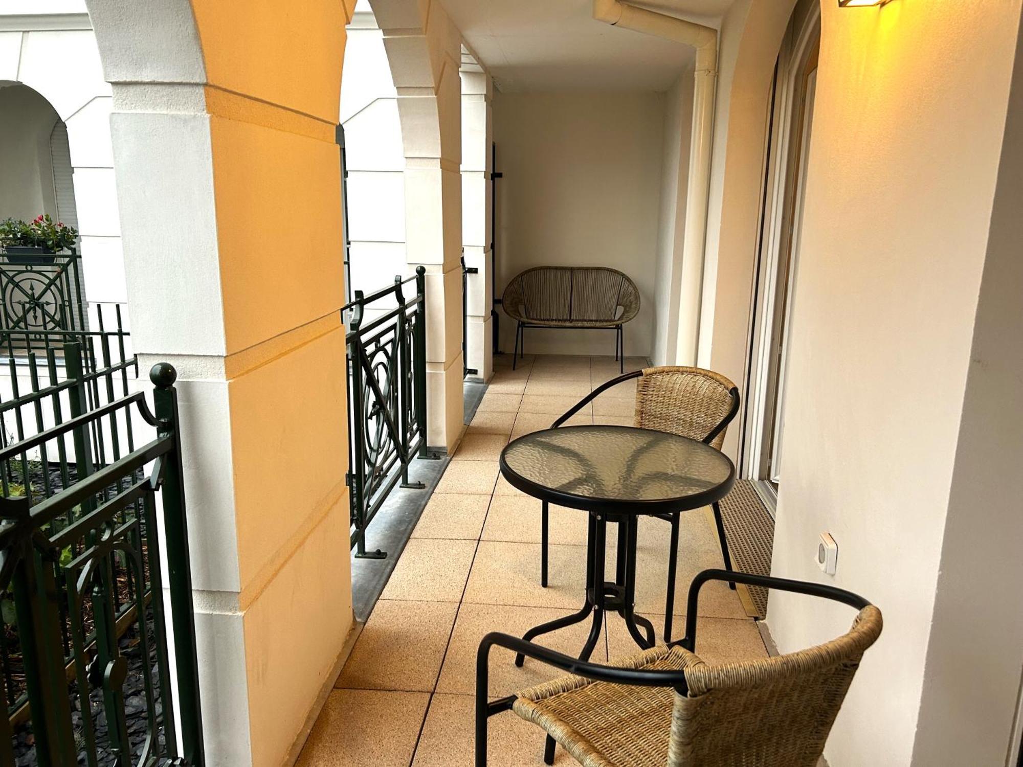 סאריס Garden By Dream Apartments מראה חיצוני תמונה